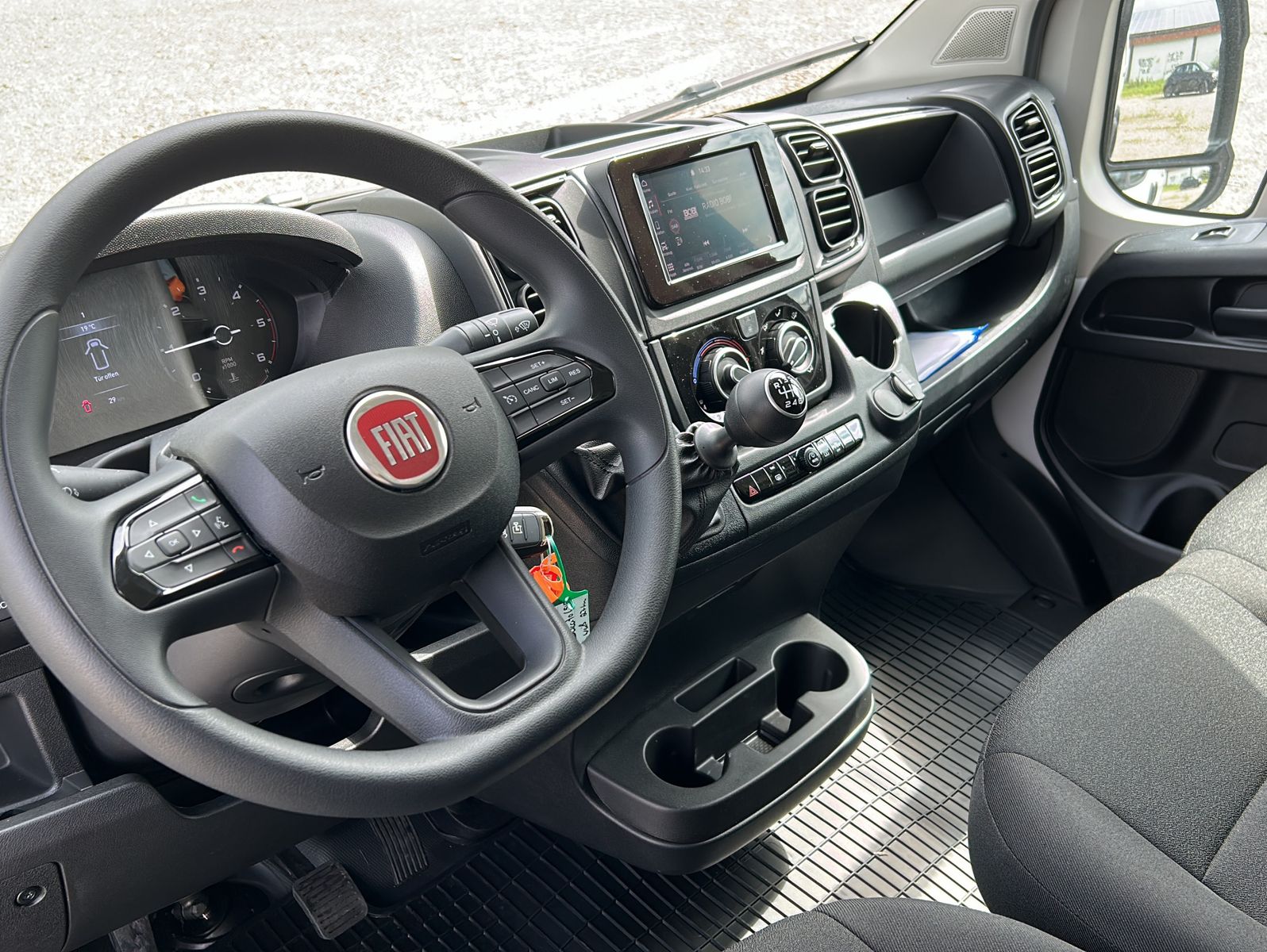 Fahrzeugabbildung Fiat Ducato Maxi L5H2 L5H2 Rückfahrkamera/Apple CarPl