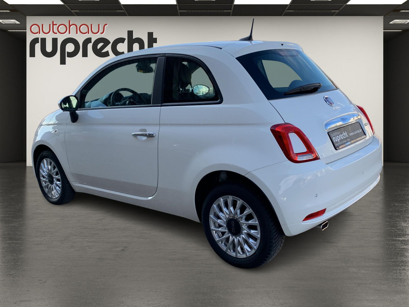 Fahrzeugabbildung Fiat 500 1.0 Hybrid Lounge *Tempomat|TechPaket|PDC*