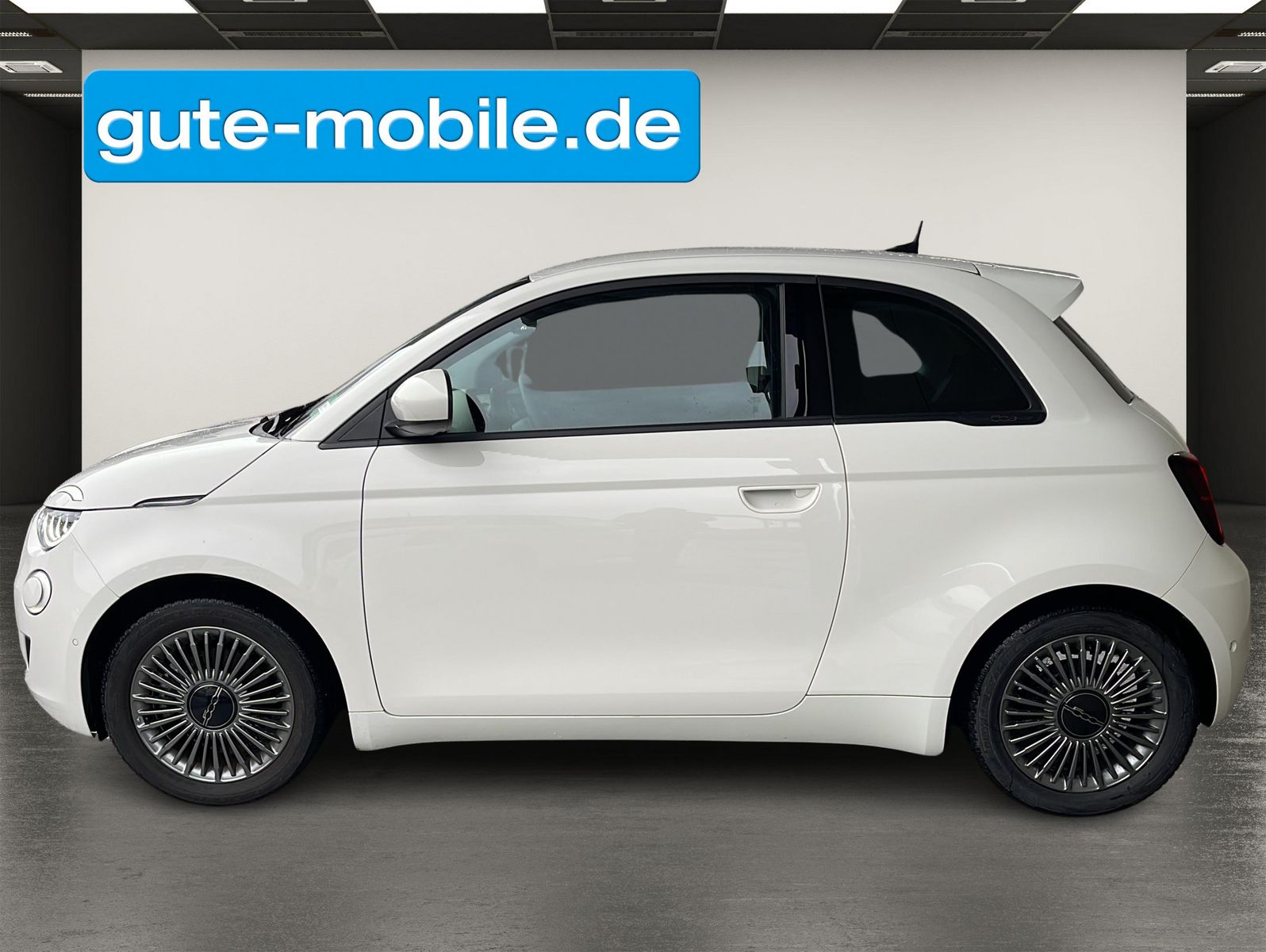 Fahrzeugabbildung Fiat 500e 42kWh| LED| DAB| CarPlay