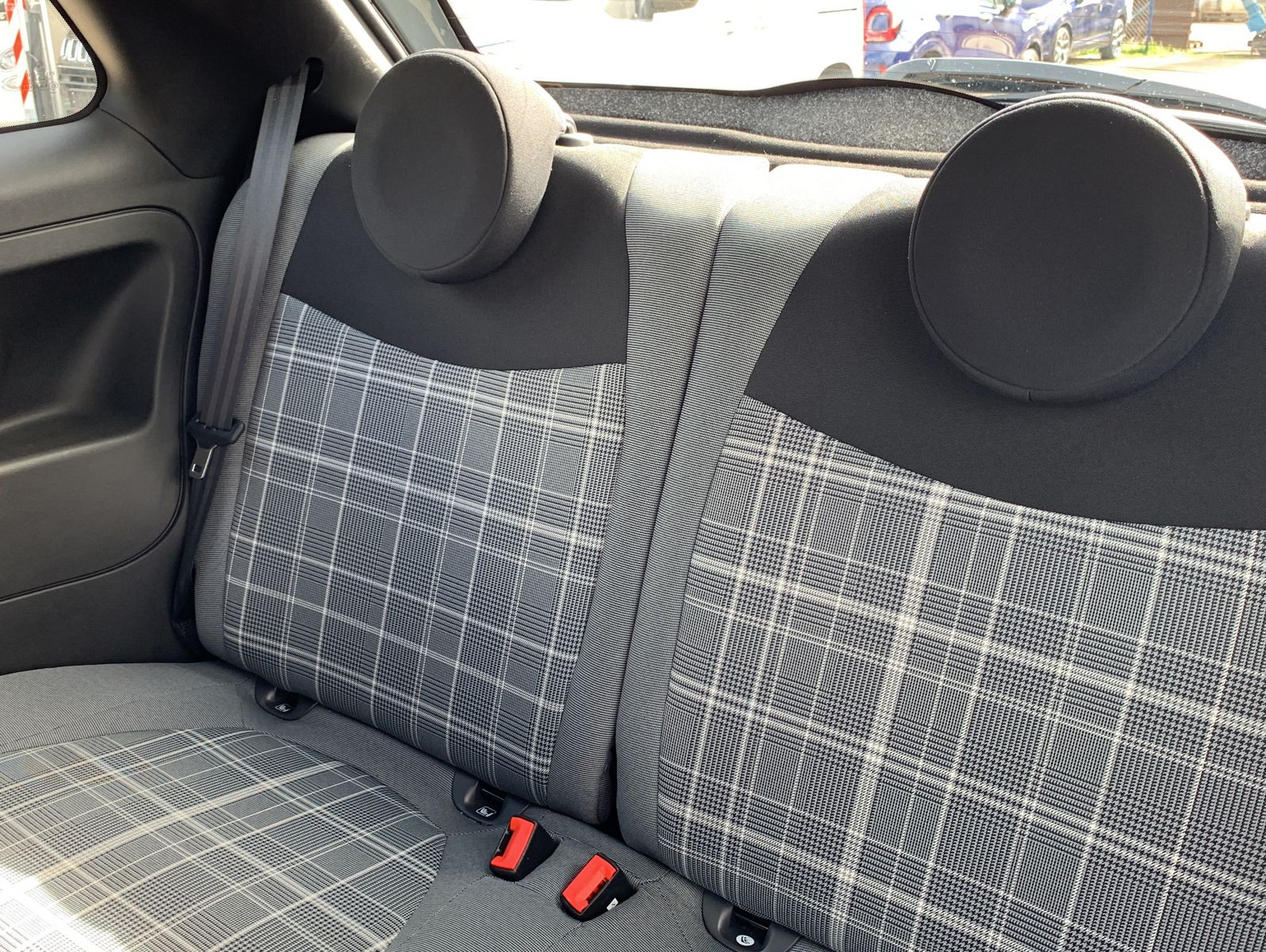 Fahrzeugabbildung Fiat 500 1.0 GSE N3 Hybrid LOUNGE