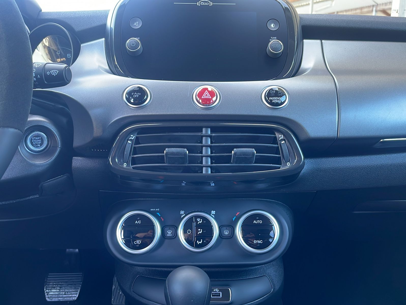 Fahrzeugabbildung Fiat 500X 1.5 GSE DCT Hybrid Sport LED|NAVI|CARPLAY