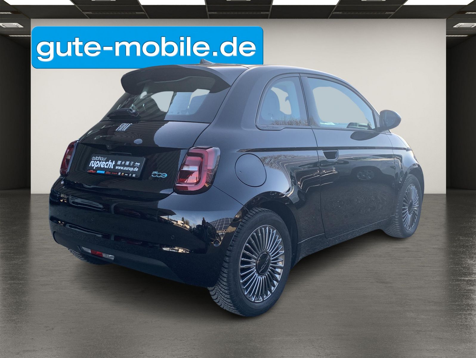 Fahrzeugabbildung Fiat 500e Icon 42kWh |CarPlay| LED|TOTWINKEL| PDC|SHZ