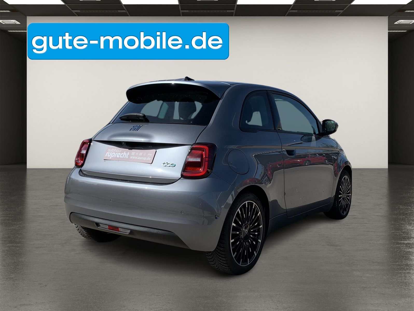 Fahrzeugabbildung Fiat 500e 42 kWh| Icon| LED | DAB| 17-Zoll |Panorama