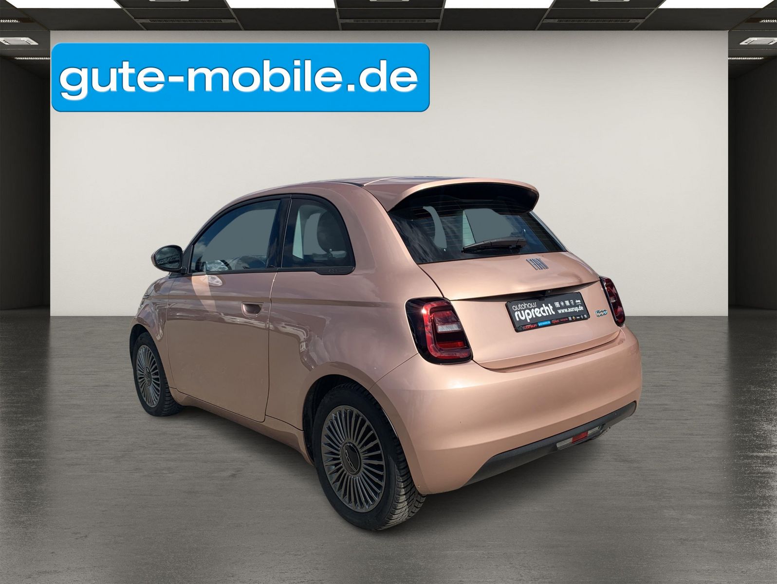 Fahrzeugabbildung Fiat 500e Icon 42kWh| CarPlay| LED| DAB| KAMERA