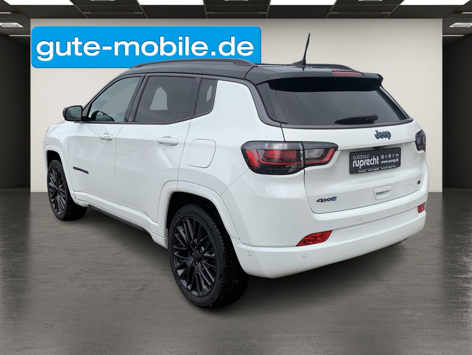 Fahrzeugabbildung Jeep Compass S Plug-In Hybrid 4WD |LEDER| El. Heckkl.