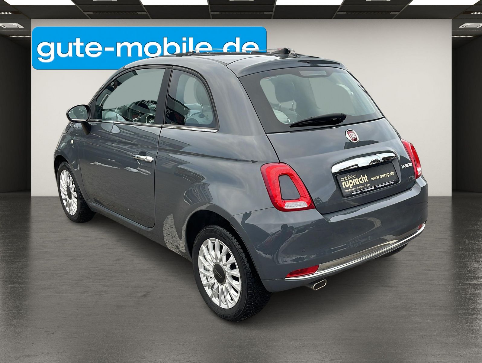 Fahrzeugabbildung Fiat 500 1.0 GSE Hybrid DOLCEVITA 51kW (70PS)