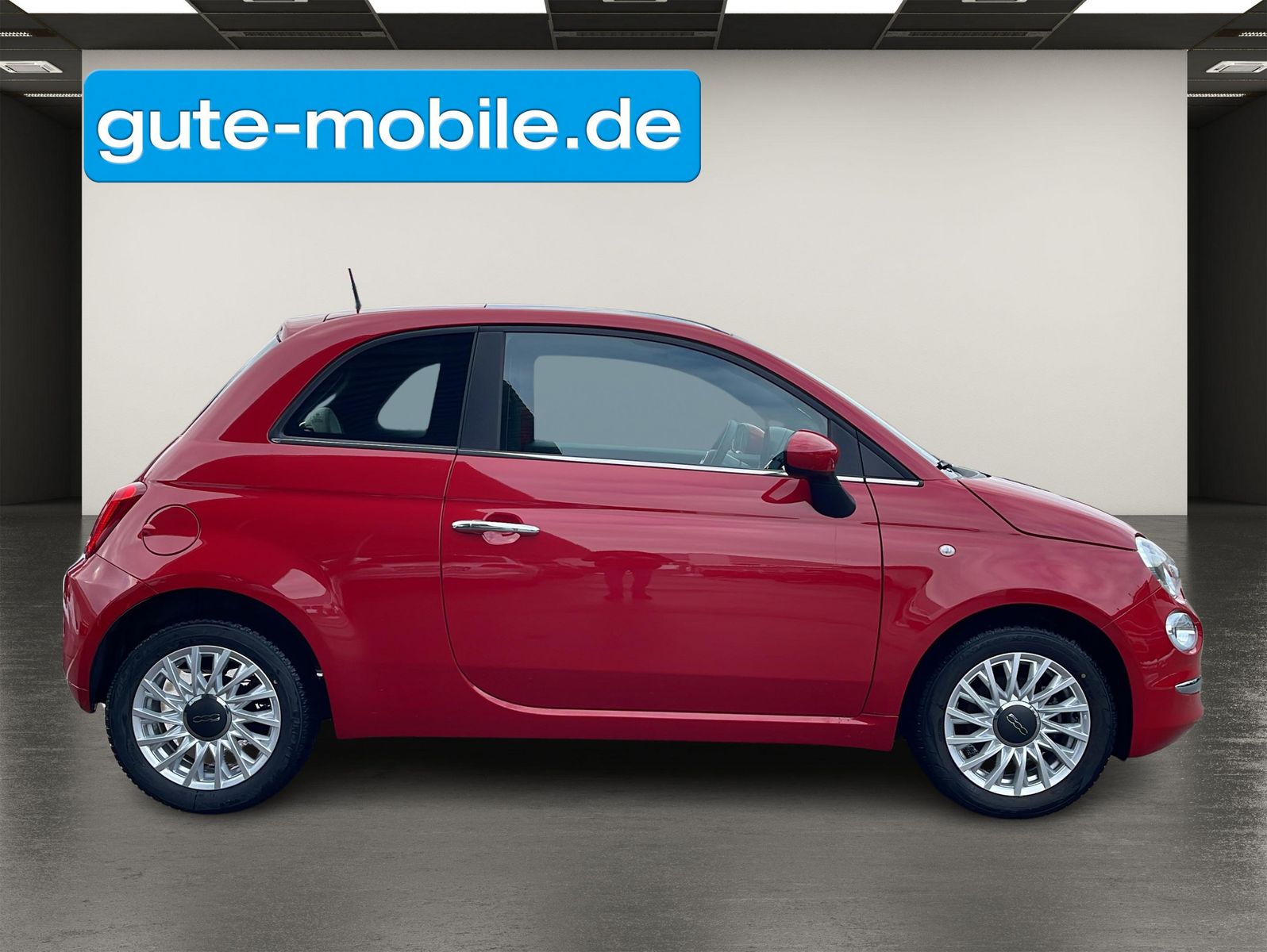 Fahrzeugabbildung Fiat 500 1.0 GSE Hybrid DOLCEVITA 51kW (70PS)