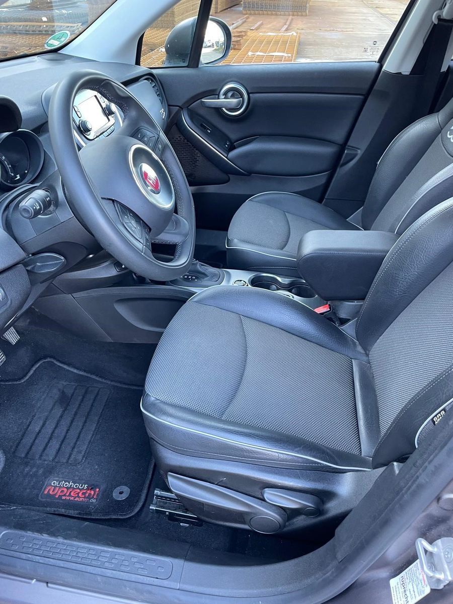 Fahrzeugabbildung Fiat 500X Cross Plus| Keyless GO| MATT-LACK