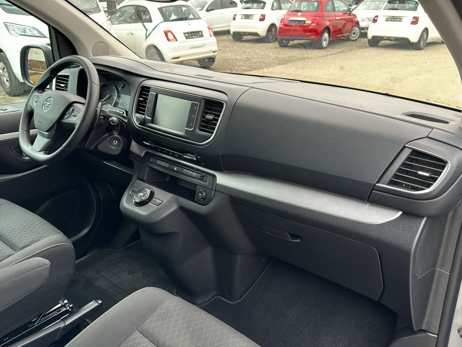 Fahrzeugabbildung Opel Zafira Life 2.0 Diesel Edition M Autom. 8-Sitzer