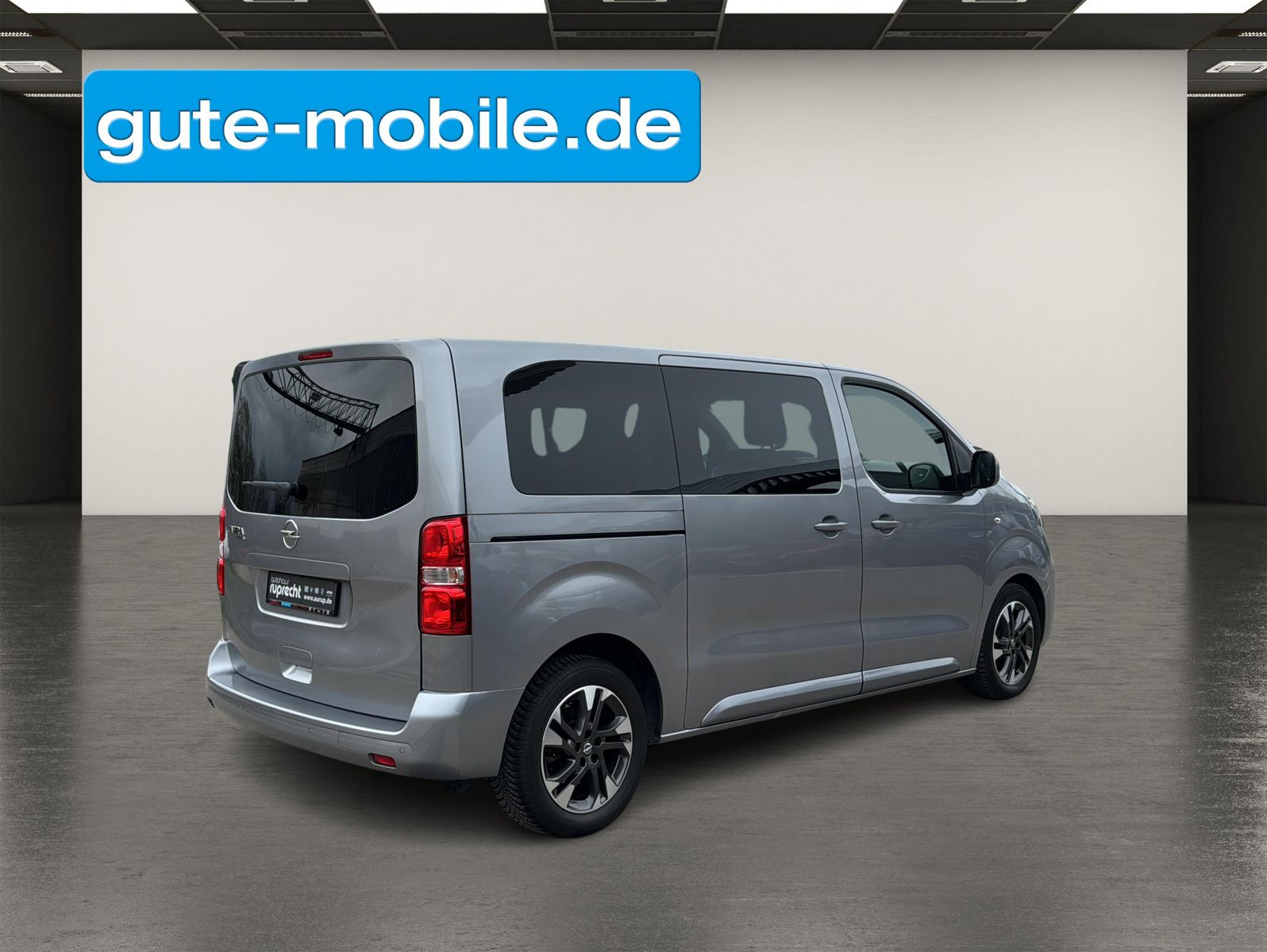 Fahrzeugabbildung Opel Zafira Life 2.0 Diesel Edition M Autom. 8-Sitzer