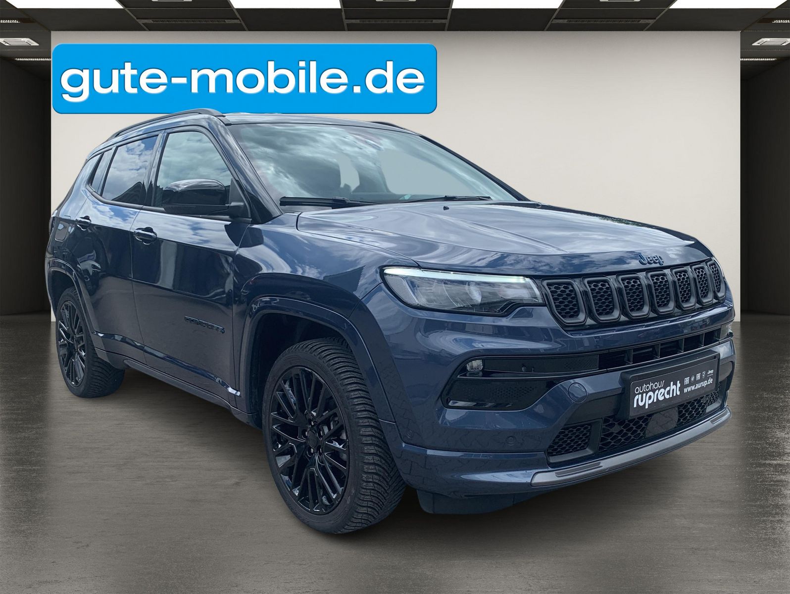 Fahrzeugabbildung Jeep Compass S Plug-In Hybrid 4WD |LEDER| El.Heckkl.