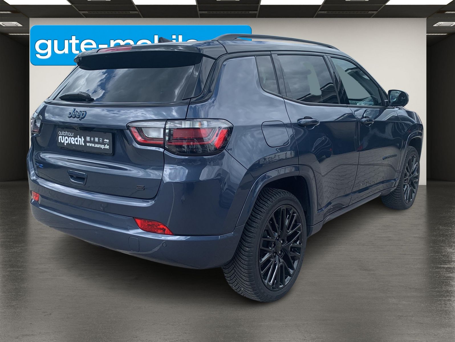 Fahrzeugabbildung Jeep Compass S Plug-In Hybrid 4WD |LEDER| El.Heckkl.