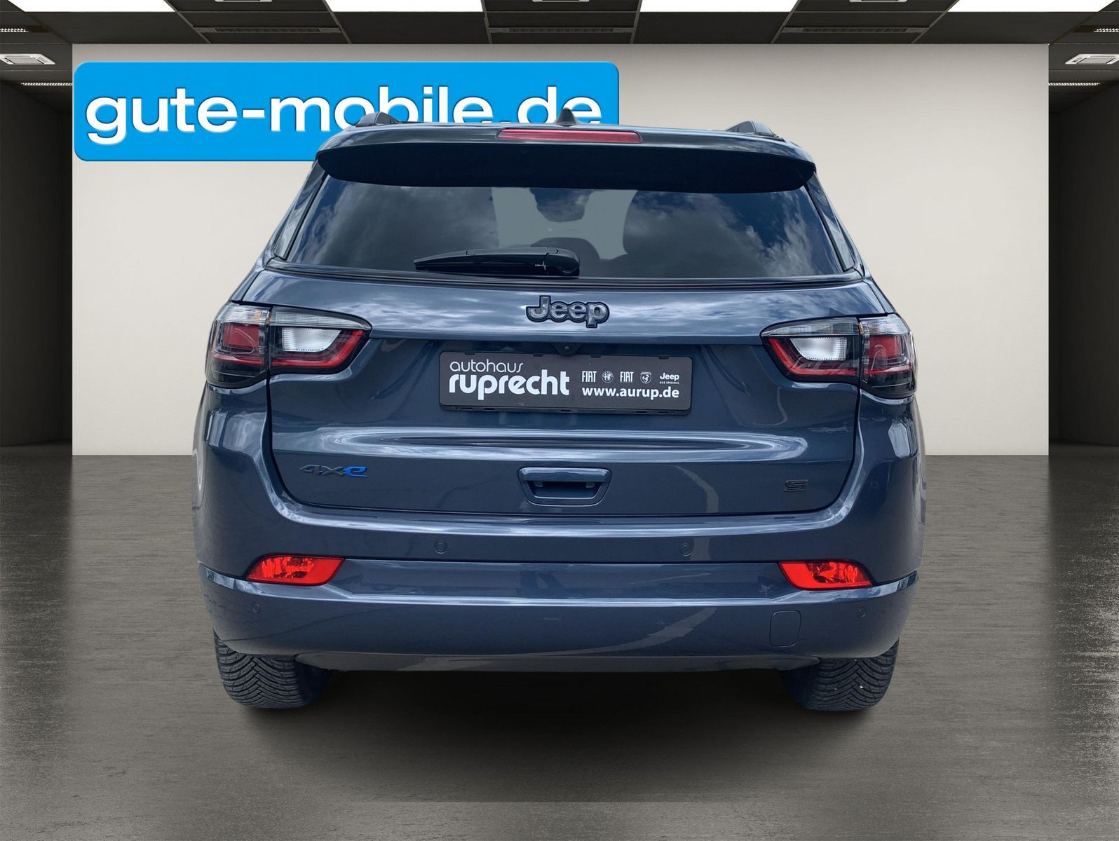 Fahrzeugabbildung Jeep Compass S Plug-In Hybrid 4WD |LEDER| El.Heckkl.