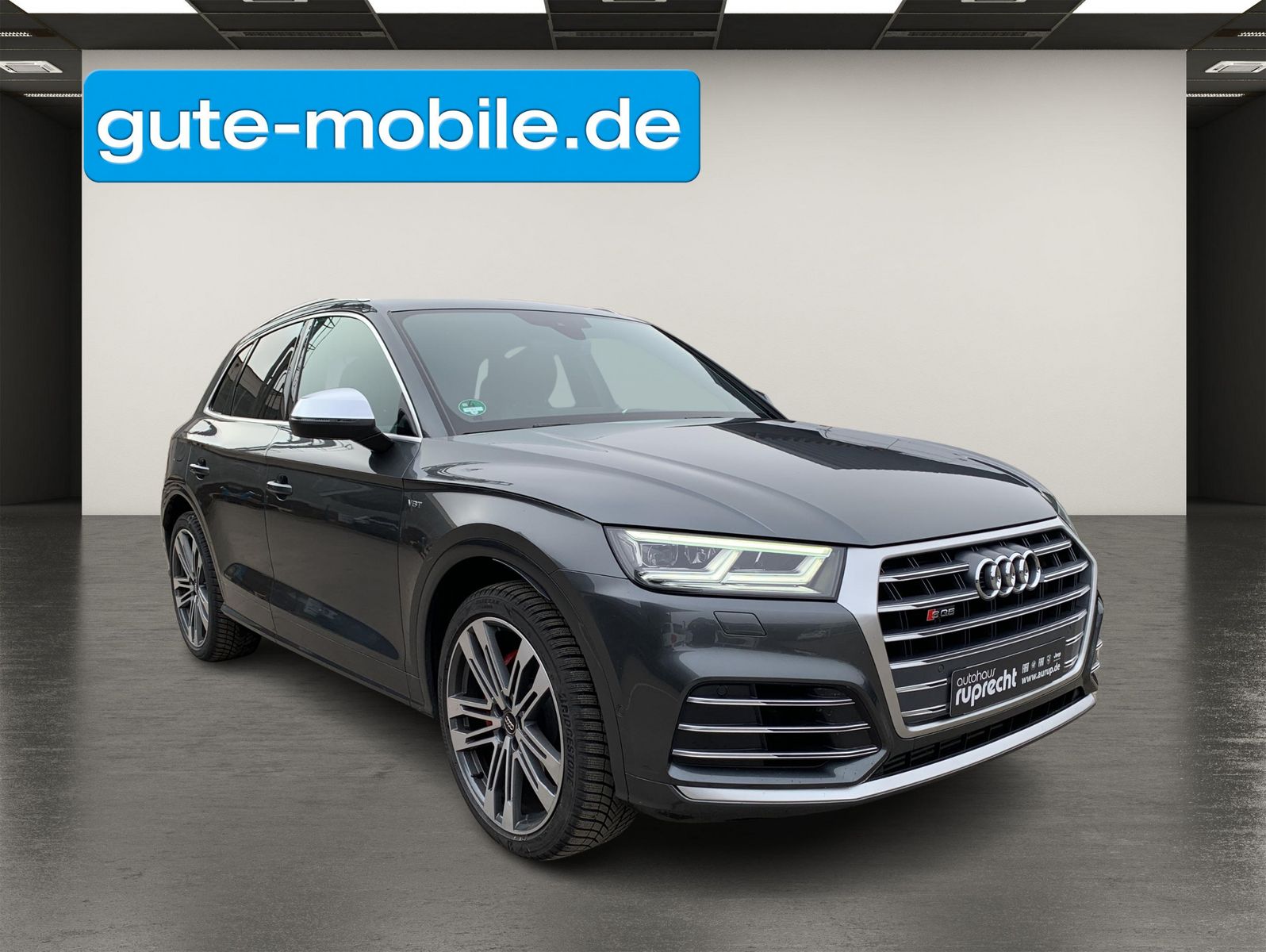 Fahrzeugabbildung Audi SQ5 3.0 TSI 3x S-Line|PANO|RKAMERA|LUFT|B&O|21"