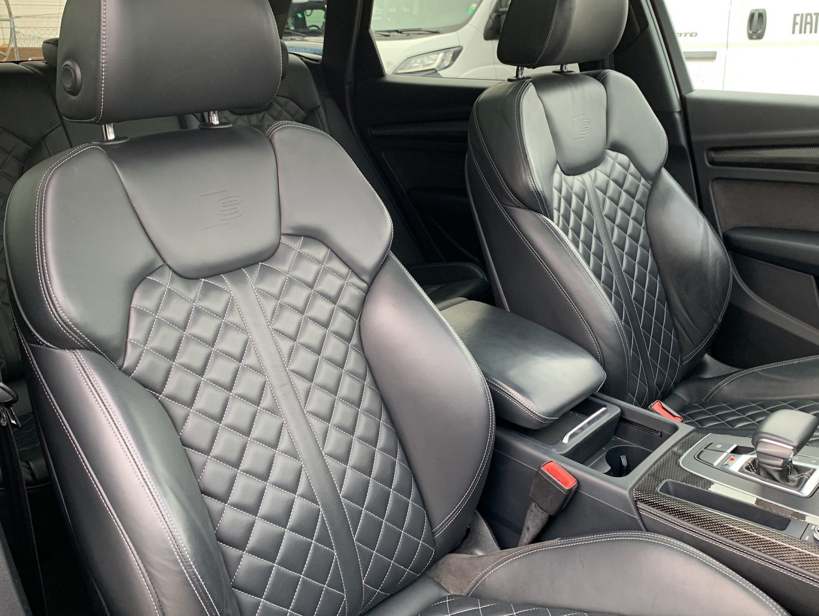 Fahrzeugabbildung Audi SQ5 3.0 TSI 3x S-Line|PANO|RKAMERA|LUFT|B&O|21"