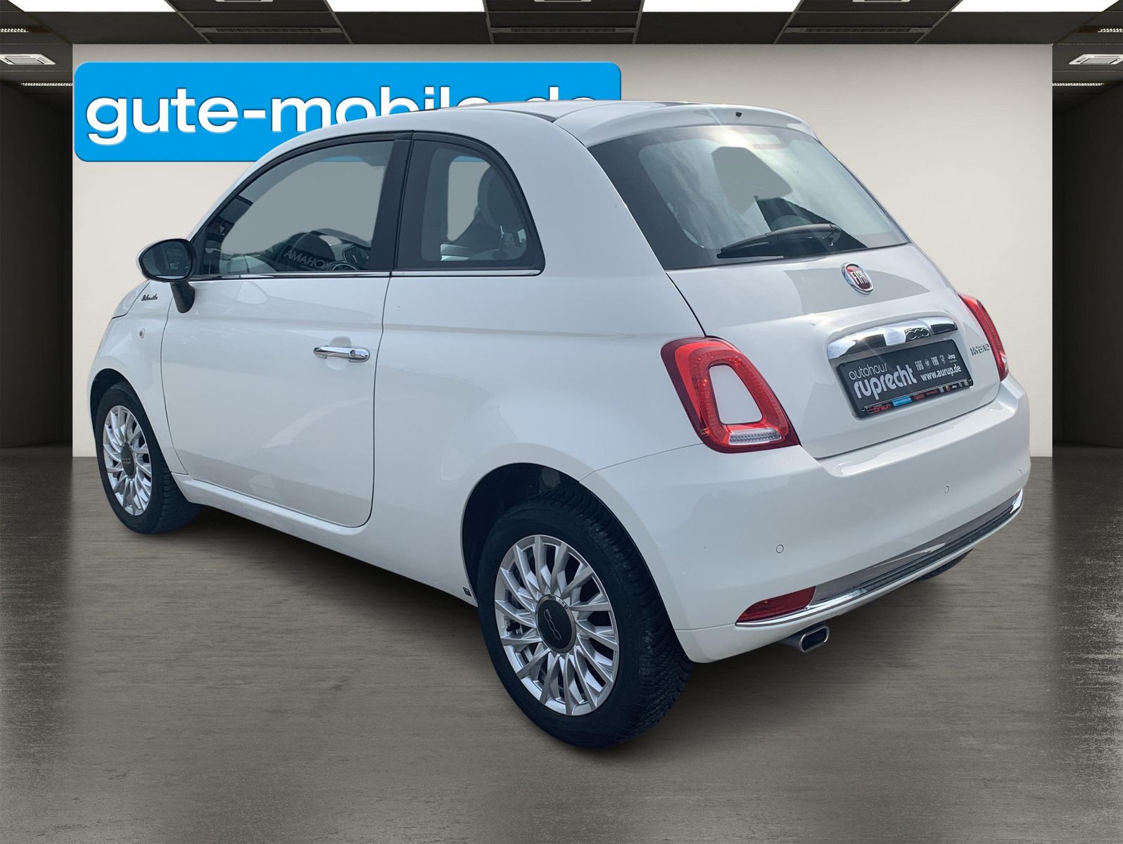 Fahrzeugabbildung Fiat 500 1.0 GSE Hybrid DOLCEVITA 51kW (70PS)